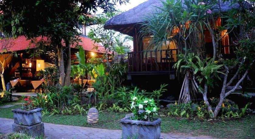 Tunjung Mas Bungalow Hotel Ubud  Exterior photo